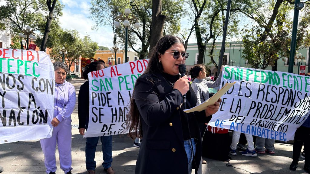 Habitantes de San Pedro Ecatepec exigen transparencia por acumulación de basura en Tlaxcala